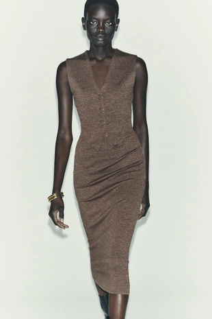 Платье миди с пуговицами