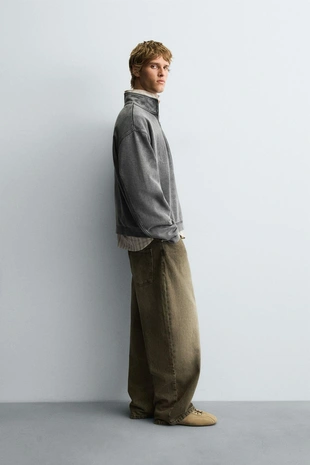 Толстовка с эффектом потертости и воротником на молнии- Заказать в России