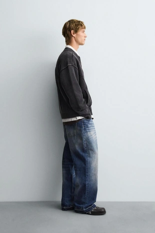 Трикотажный бомбер с эффектом потертости- Заказать в России