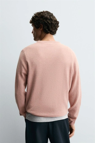 Свитер из шерсти и кашемира