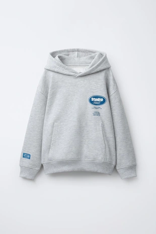 Худи с рельефным текстом и капюшоном- Заказать в России