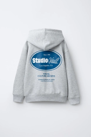 Худи с рельефным текстом и капюшоном- Заказать в России