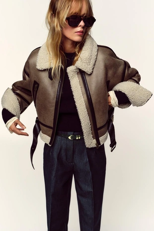 Брюки с высокой посадкой и ремнем