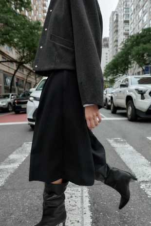 Длинные бермуды с контрастной отделкой- Заказать в России