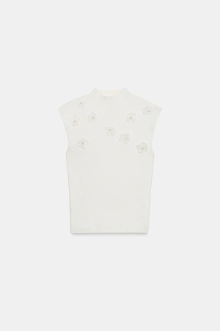 Топ с цветами, рельефом и отделкой драгоценными камнями- Заказать в России