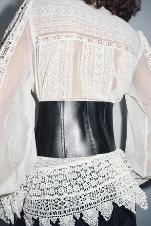 Кожаный ремень-корсет с текстурой- Заказать в России