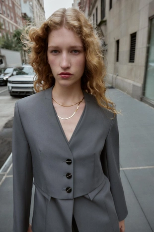 Укороченный блейзер без лацканов- Заказать в России