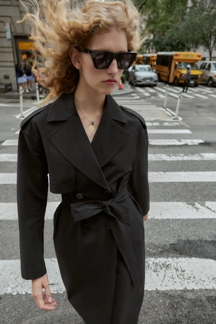 Длинный тренч с поясом, ветрозащитный, водоотталкивающий- Заказать в России