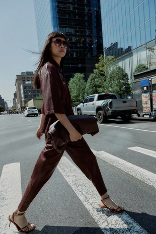 Брюки из искусственной кожи