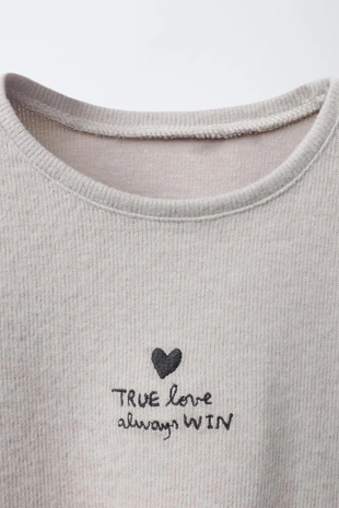 Лонгслив SOFT TOUCH с вышивкой- Заказать в России