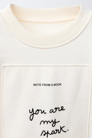 Толстовка с нашивкой и рельефной надписью- Заказать в России