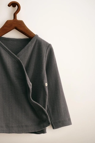 Anthracite grey | 5767/575/807 - Zara ZARA TIMELESS — футболка-кимоно в технике «поинтель»