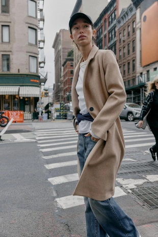 Базовое пальто из мягкой ткани- Заказать в России