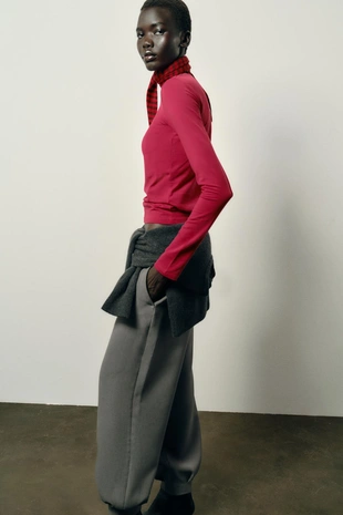 Базовая хлопковая футболка- Заказать в России