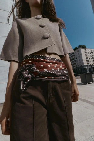 Кардиган с обтянутыми пуговицами- Заказать в России