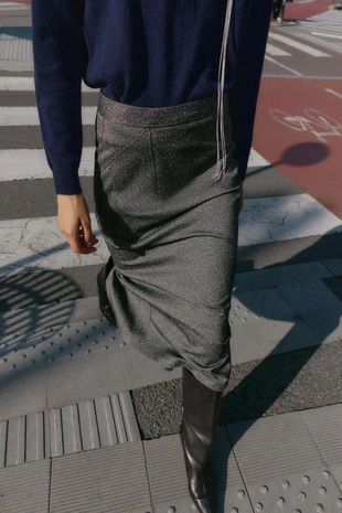 Юбка-карандаш миди с эффектом жатки- Заказать в России