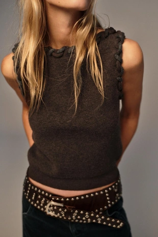 Трикотажный топ с переплетенной отделкой- Заказать в России