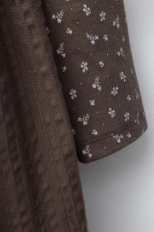 Комбинированное платье в рубчик с цветочным принтом- Заказать в России