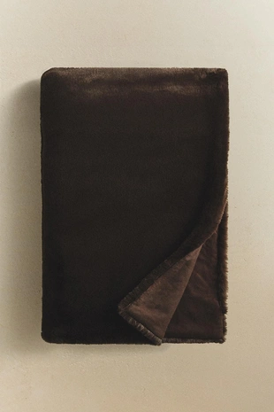 Плед из искусственного меха- Заказать в России