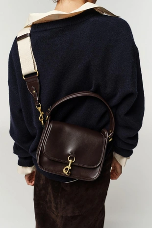 Сумка через плечо с деталями на застежке- Заказать в России