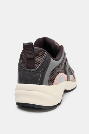 Разноцветные спортивные кроссовки- Заказать в России