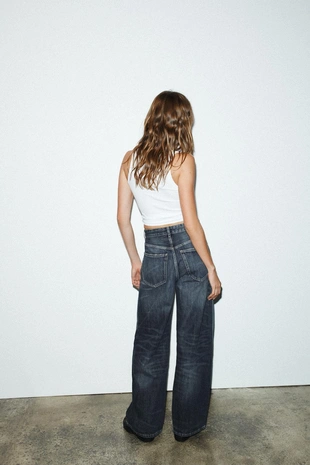 TRF MID-WAIST BOYFRIEND JEANS- Заказать в России