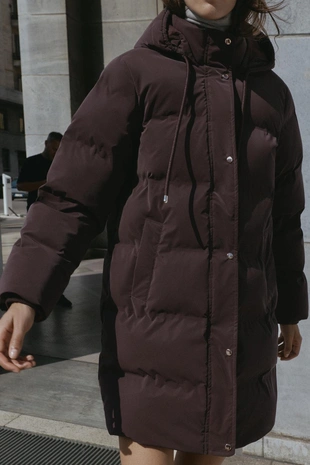 Полудлинный ветрозащитный анорак из прорезиненной ткани