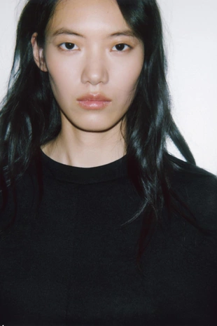 Приталенный топ из мягкой ткани- Заказать в России