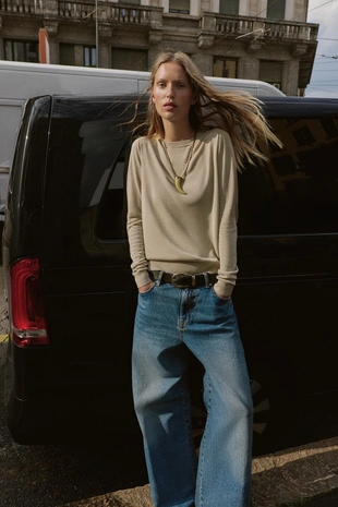 Тонкий трикотажный джемпер- Заказать в России