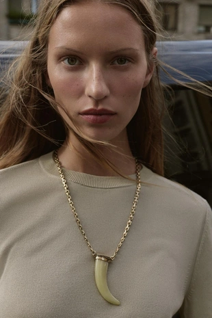 Тонкий трикотажный джемпер- Заказать в России