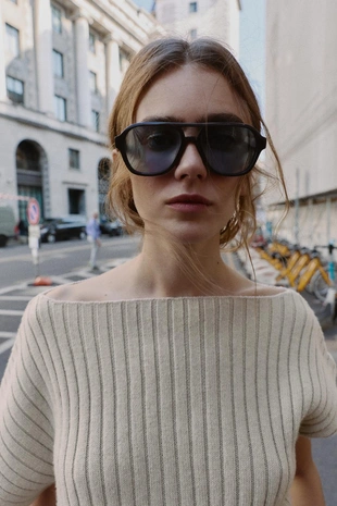 Асимметричный топ из шерсти с поясом- Заказать в России