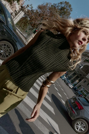 Топ из 30% шерсти в рубчик- Заказать в России