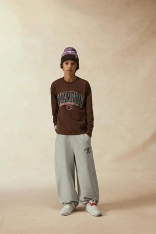 Футболка с принтом логотипа CHAMPION ® X ZARA- Заказать в России