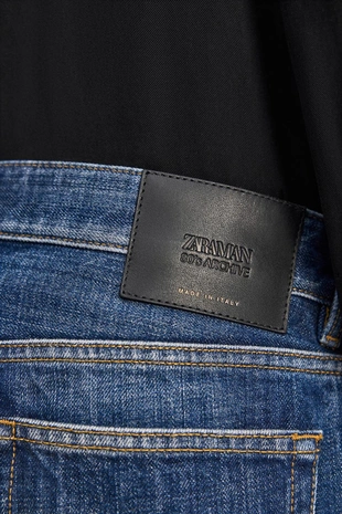 Джинсы прямого кроя длиной до щиколотки - LIMITED EDITION- Заказать в России