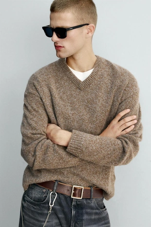 Джемпер с V-образным вырезом LIMITED EDITION- Заказать в России