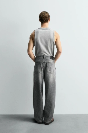 Джинсы RELAXED STRAIGHT FIT - LIMITED EDITION- Заказать в России