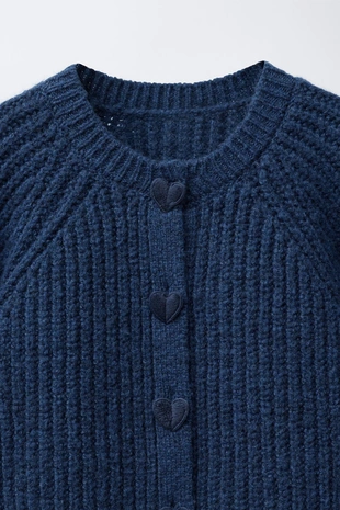 Вязаный кардиган с сердцами- Заказать в России