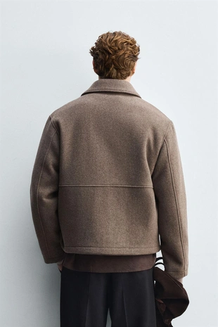 Куртка из рельефной ткани с молнией