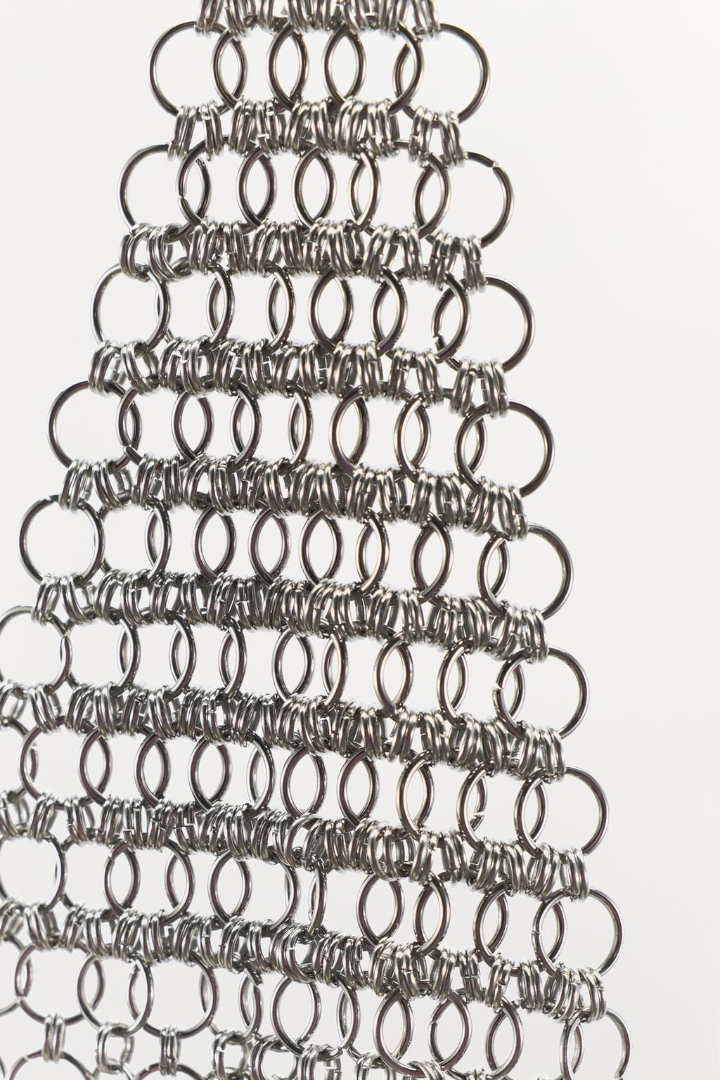 ТОП С МЕТАЛЛИЧЕСКИМИ КОЛЬЦАМИ