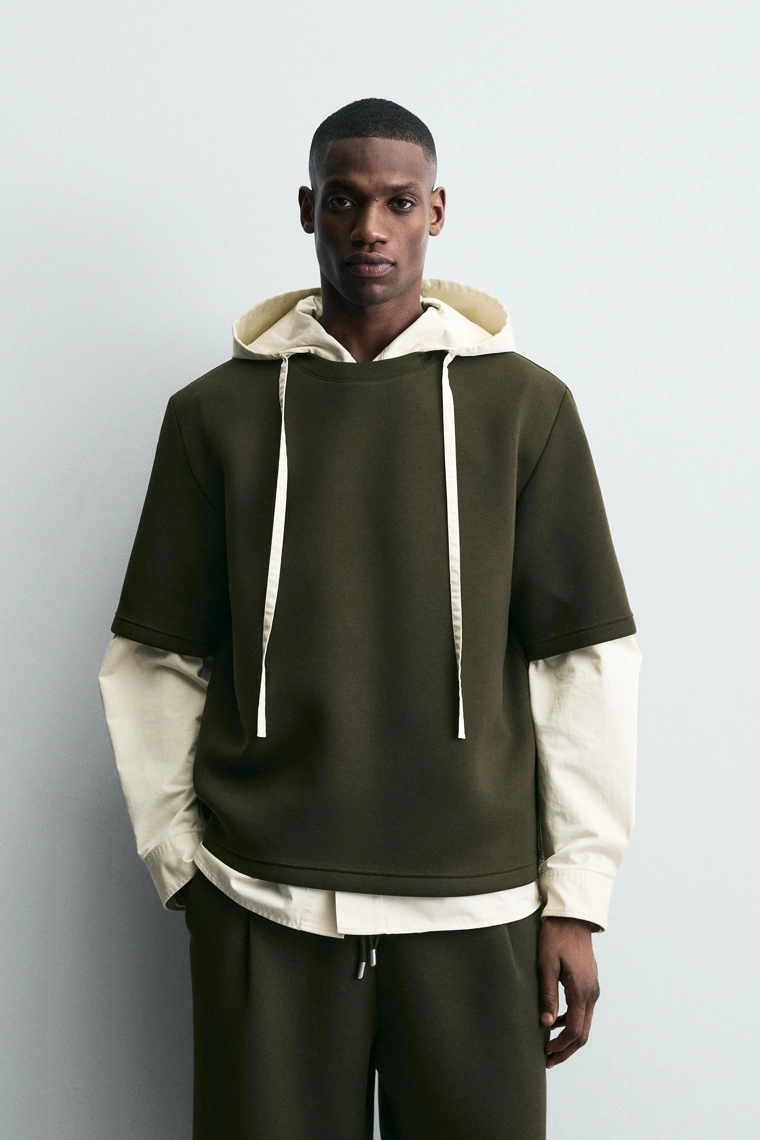 Свитшот с эффектом неопрена и заклепкой