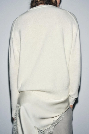 Джемпер из 100% кашемира с длинными рукавами- Заказать в России