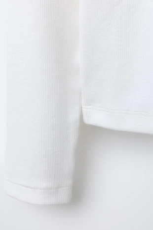 Лонгслив в рубчик с воланами