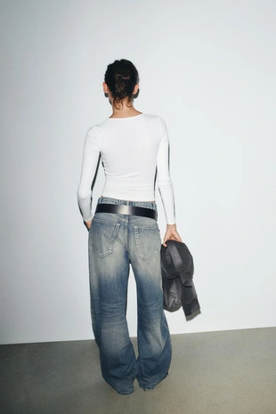 Топ в рубчик с длинными рукавами- Заказать в России