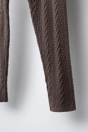 Трикотажные легинсы с косами- Заказать в России