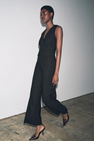 Длинный комбинезон из крепа в виде жилета- Заказать в России