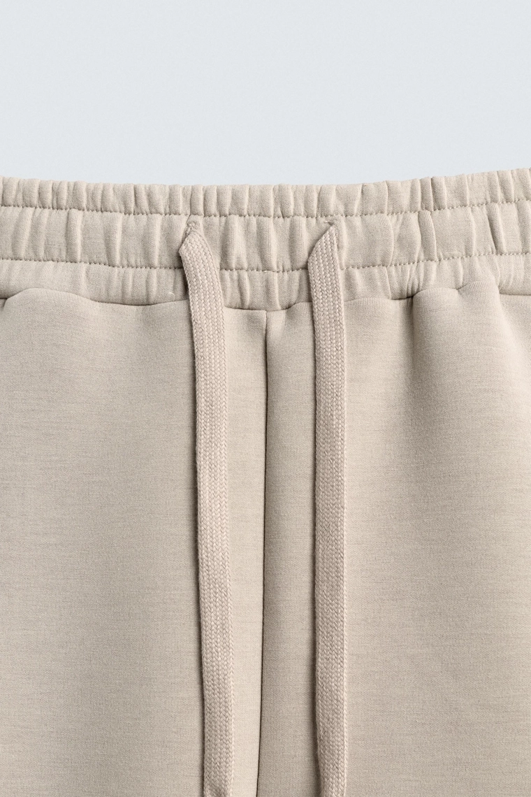 Бермуды в стиле неопрена с ламлами