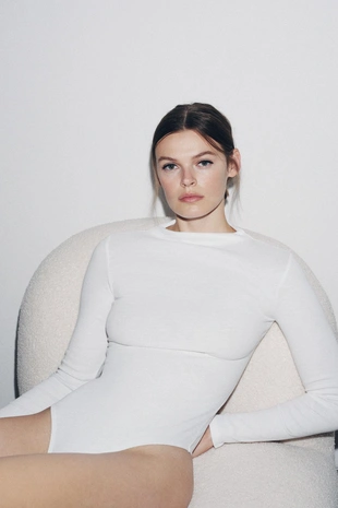 Купить Zara Боди в рубчик с длинными рукавами