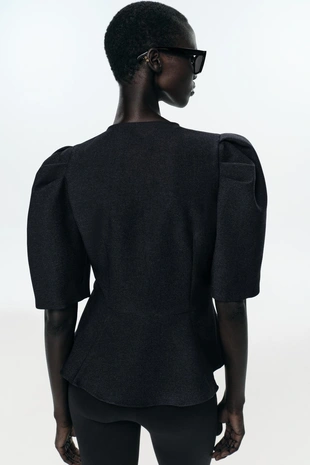 Топ с баской и объемными рукавами- Заказать в России