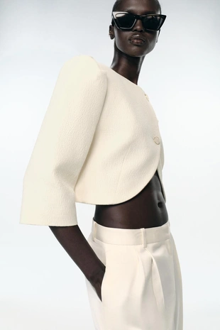 Укороченный блейзер с объемными рукавами- Заказать в России