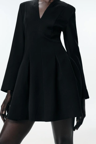 Мини-платье с подплечниками- Заказать в России